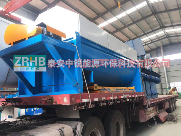 新疆喀什砂石分離機及倉頂除塵器發貨現場